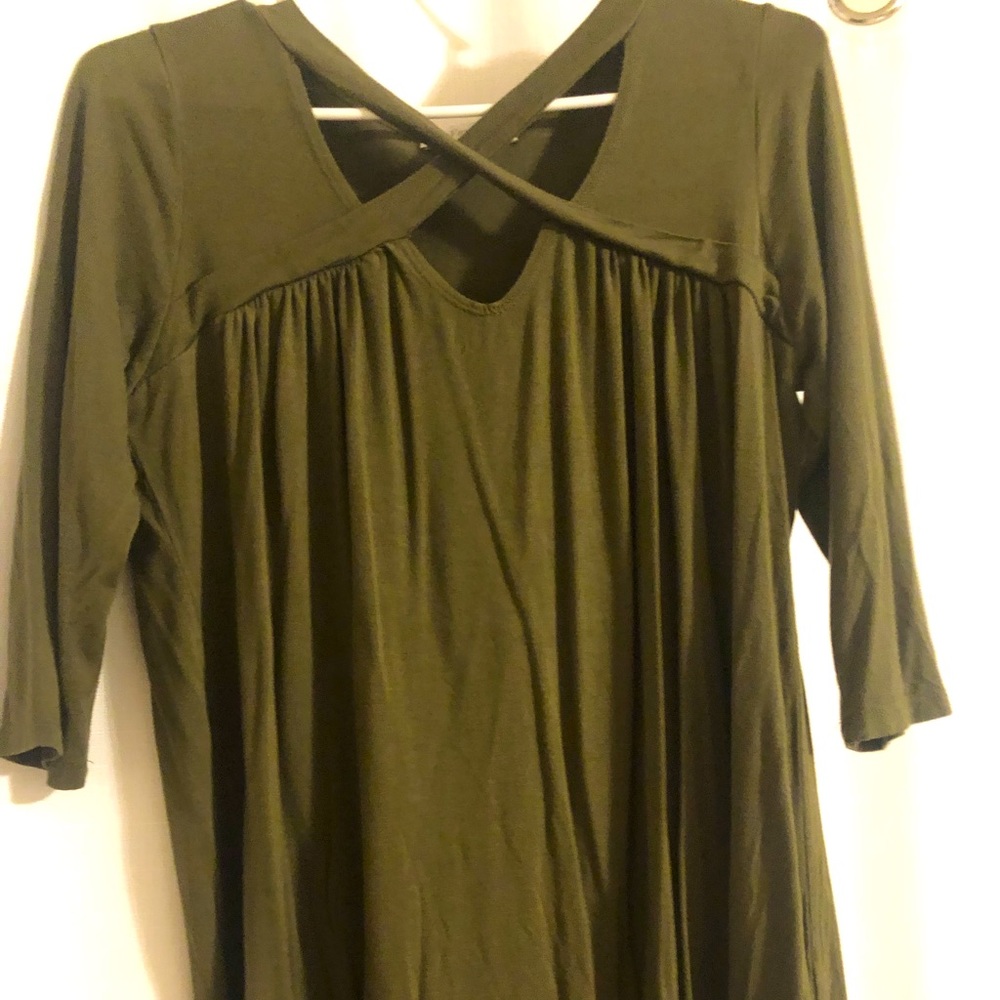 Beautiful green cross front top